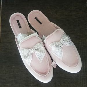 Victoria's Secret Pink Velvet Rhinestone Slippers